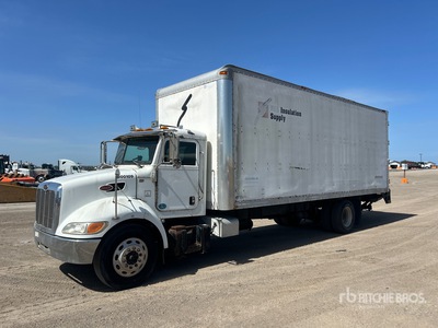 2009 Peterbilt PB335 4x2 Van Truck