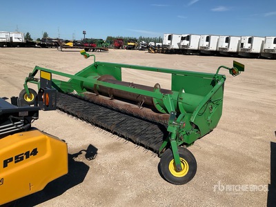 John Deere 914 Combine Pickup Header