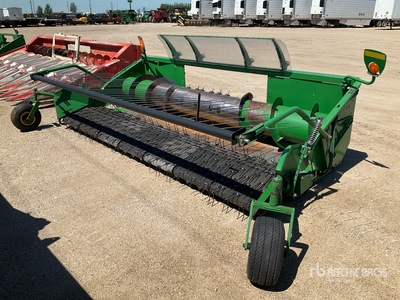 John Deere 914 Combine Pickup Header