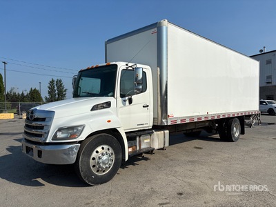 2018 Hino 358 4x2 Camion fourgon