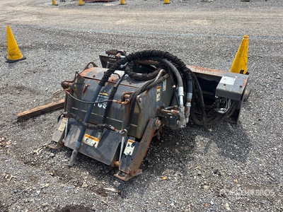 2000 Cat PC9 32 in Skid Steer Planer