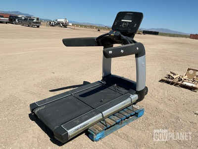 Life Fitness FlexDeck Treadmill