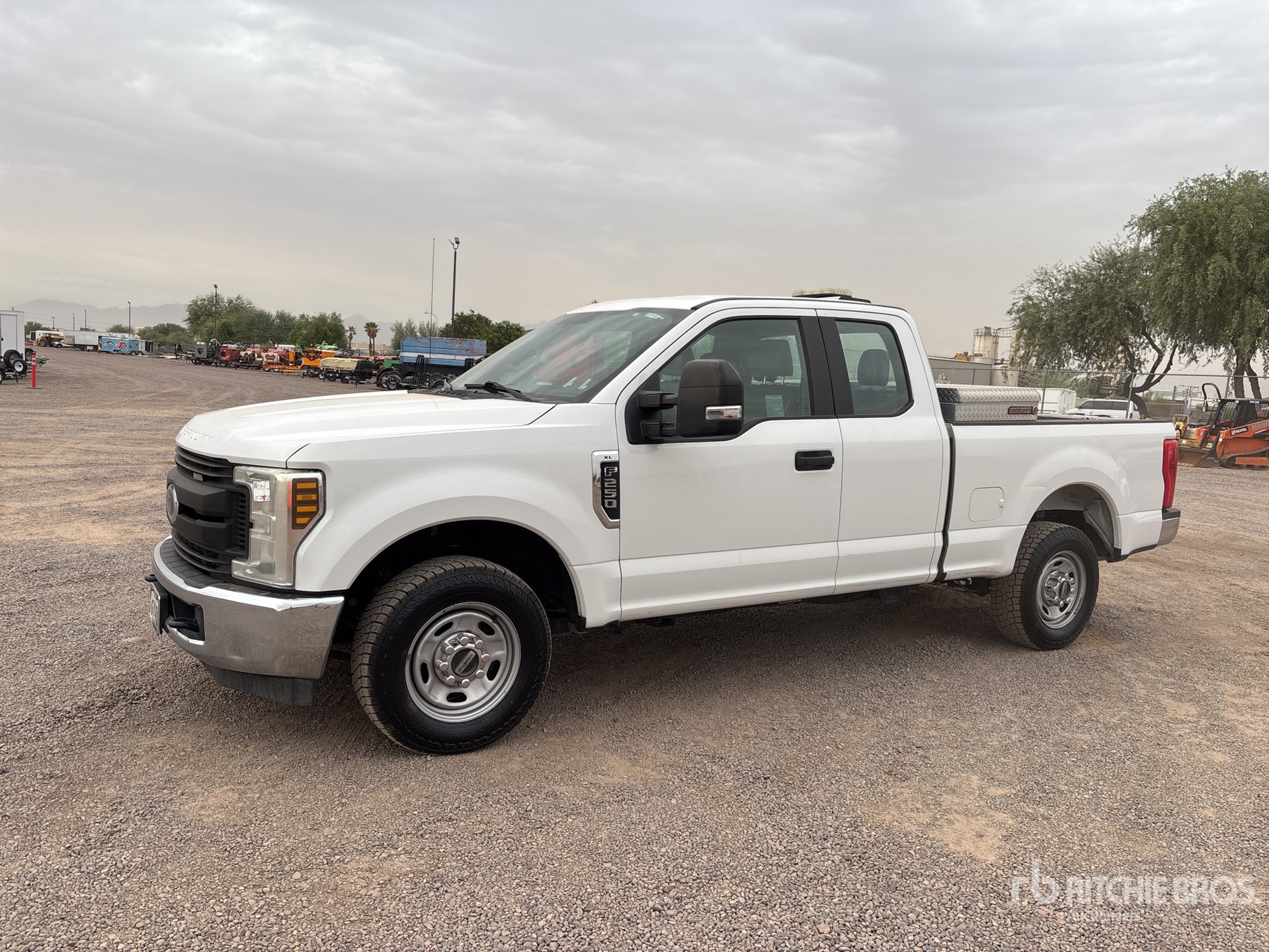 2019 Ford F-250 XL 4x2 Extended Cab Pickup