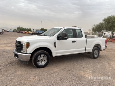 2019 Ford F-250 XL 4x2 Extended Cab Pickup