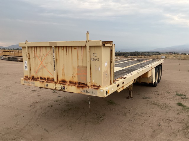 1992 Dynaweld M871A2 Flatbed Trailer