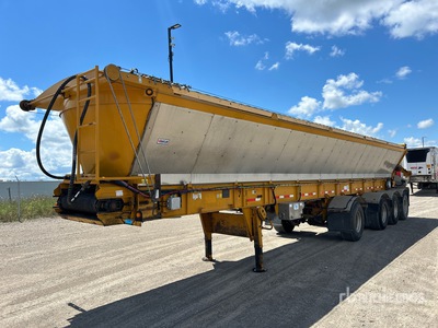 2008 Raglan 48 ft Quad/A Live Bottom Trailer