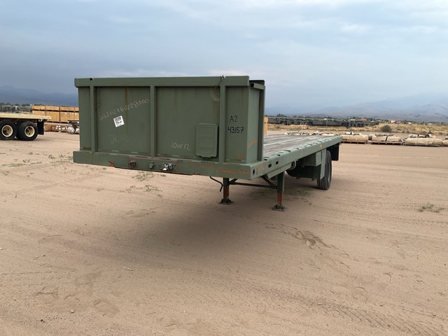 Dynaweld M871A2 Flatbed Trailer