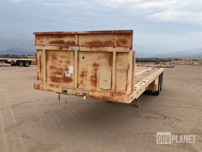 1995 Dynaweld M871A2 Flatbed Trailer