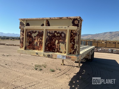 1995 Dynaweld M871A2 Flatbed Trailer