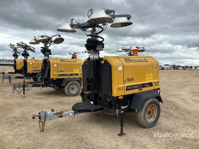 2014 Allmand Rig Spec V Series 8 kW Wieża oświetleniowa