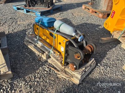 TOFT 450 40 in Excavator Hammer to fit 3 - 8 ton Excavator Varios, accesorio para excavadora (Unused)