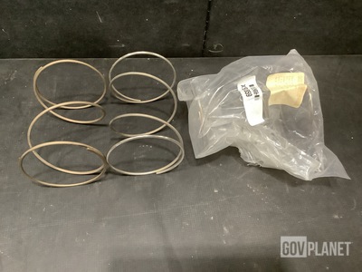 (26) Griswold 24827J Compression Helical Springs