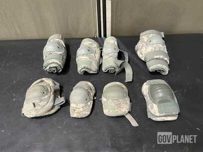 (321) Pairs of Elbow Pads