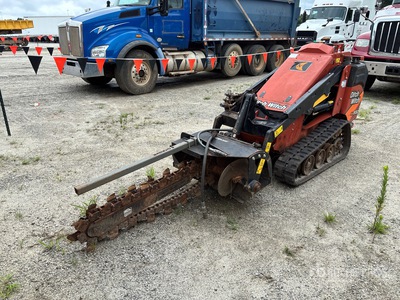 2023 Ditch Witch Sk800 Mini Compact Track Loader