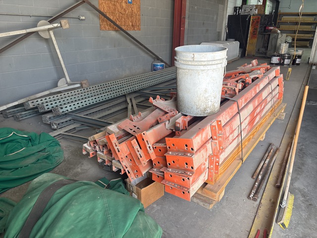 Quantity of Pallet Racking