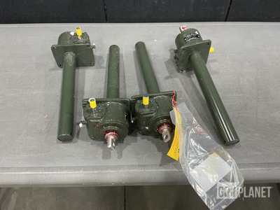 (4) Nook Industries 25577-01-00 Worm Gear Screw Jacks