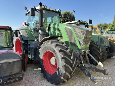 2015 Fendt 828 Vario 4WD Tractor