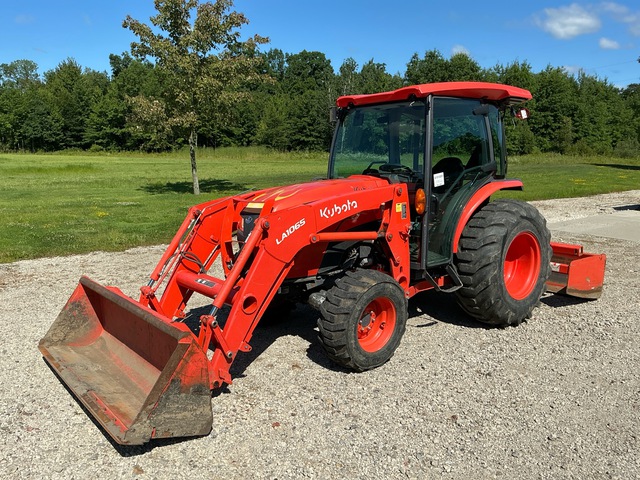 2023 Kubota MX5400HSTC 4WD Utility Tractor
