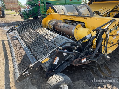 New Holland Combine Pickup Header