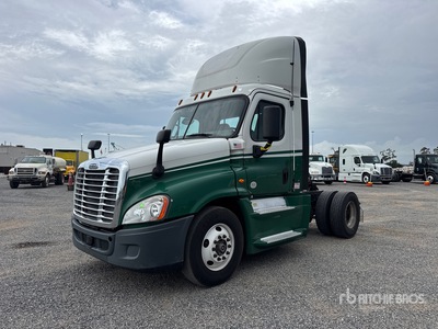2018 Freightliner Cascadia 125 4x2 S/A Day Cab Truck Tractor