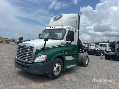 2018 Freightliner Cascadia 125 4x2 S/A Day Cab Truck Tractor