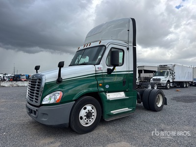 2018 Freightliner Cascadia 125 4x2 S/A Day Cab Truck Tractor