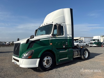 2015 Volvo VNL 4x2 S/A Day Cab Truck Tractor