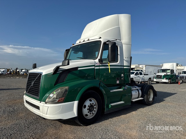 2016 Volvo VNL 4x2 S/A Day Cab Truck Tractor