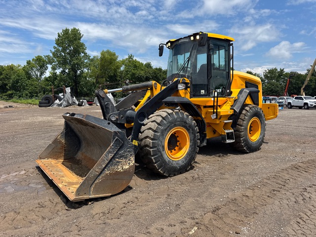 2022 JCB 427 ZX T4F Wheel Loader