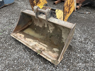 48 in Q/C Cleanup Excavator Bucket