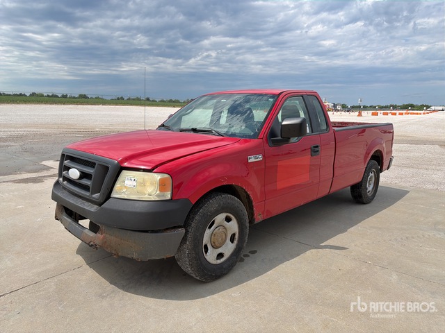 2008 Ford F-150 XL 4x2 Extended Cab Pickup