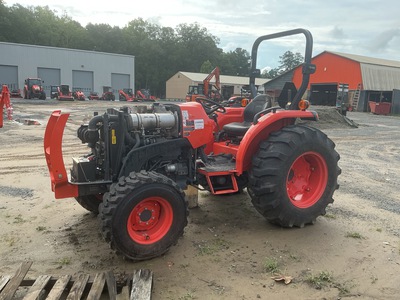 2025 Kubota MX6000HST 4WD tractor utilitario