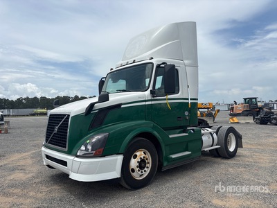 2016 Volvo VNL 4x2 S/A Day Cab Truck Tractor