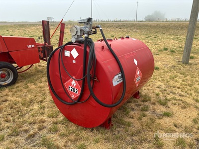 2012 Westeel 600 gal Diesel タンク