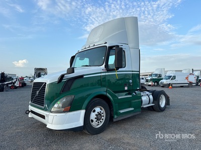 2015 Volvo VNL 4x2 S/A Day Cab Truck Tractor