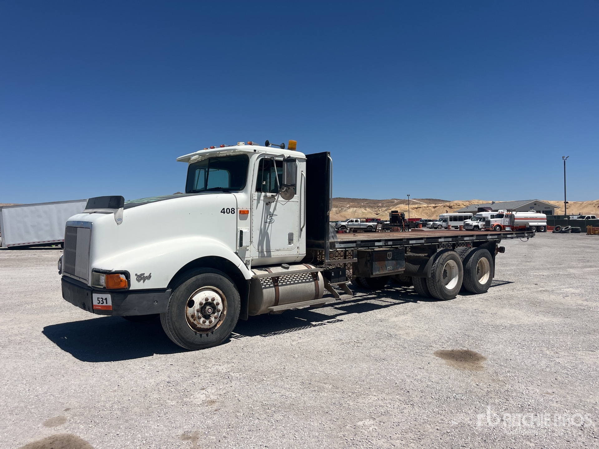 1996 International 9400 6x4 Flatbed Truck