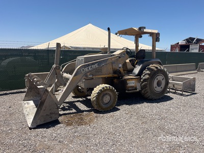 2006 John Deere 210LE 4x4 Chargeuse paysagisme