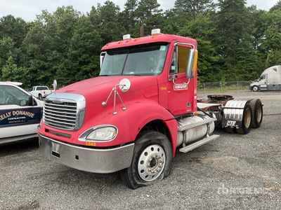 2008 Freightliner C120 トラックトラクター（T/A） (Inoperable)