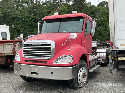 2008 Freightliner C120 T/A Sleeper Truck Tractor (Inoperable)