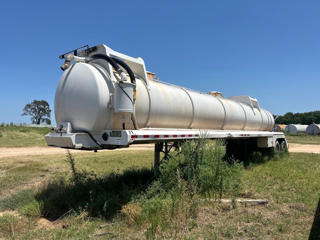 2008 VE Enterprises Eagle EV-130 130 bbl T/A Tanker Trailer