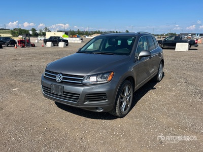 2014 Volkswagen Touareg AWD SUV