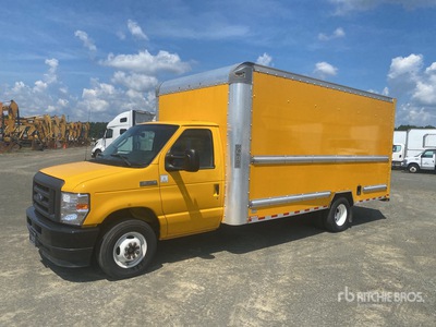 2022 Ford E350 4x2 Camion fourgon
