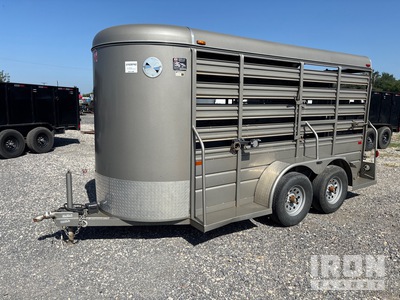 2023 W-W Trailers 14 ft T/A Livestock Trailer