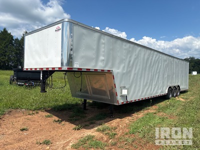 2023 Rock Solid 40 ft Tri/A Gooseneck Enclosed Trailer