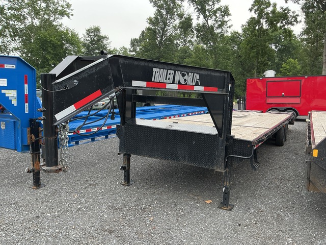 2025 Trailer World GL832MST 32 ft T/A Gooseneck Equipment Trailer