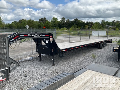 2025 East Texas 16200 lb 40 ft T/A Gooseneck Equipment Trailer