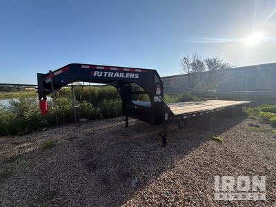 2025 PJ 32 ft T/A Gooseneck Equipment Trailer