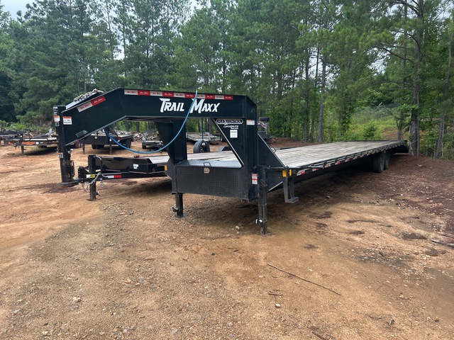 2025 Trail Maxx 40 ft T/A Gooseneck Equipment Trailer