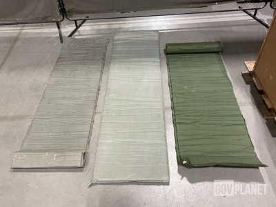 (55) Self-Inflating Sleeping Mats