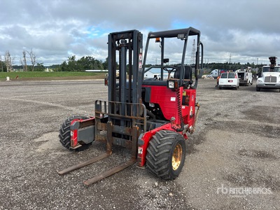 2013 Moffett M55 5500 lb 3x3 Carretilla Elevadora transportable